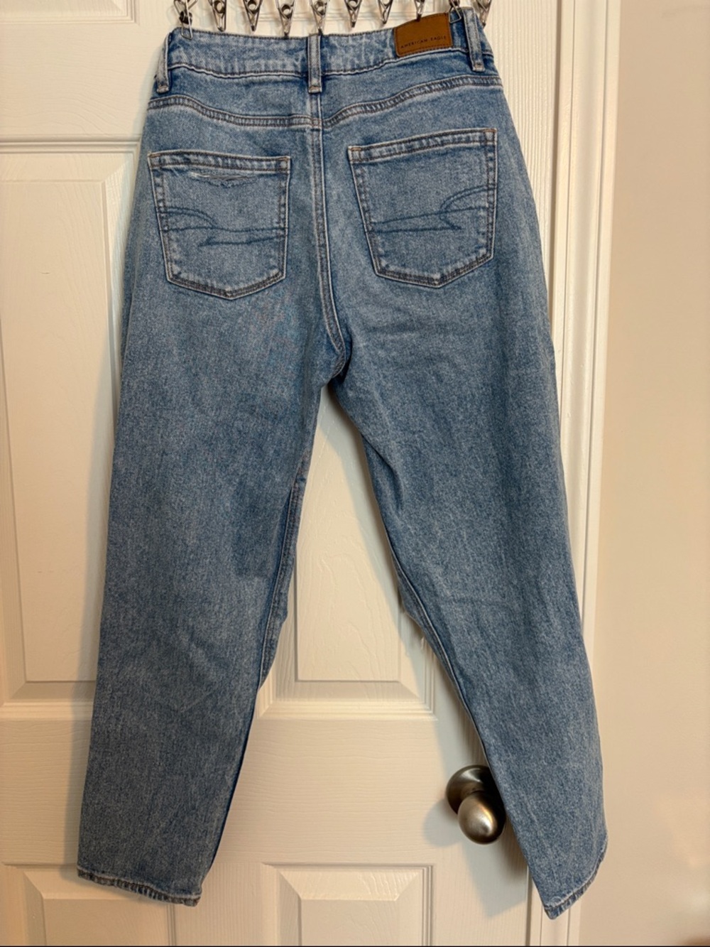 America Eagle Mom Jeans - Picture 2 of 3